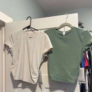 lululemon athletica Kids Green and Cream Short Sleeve Tees